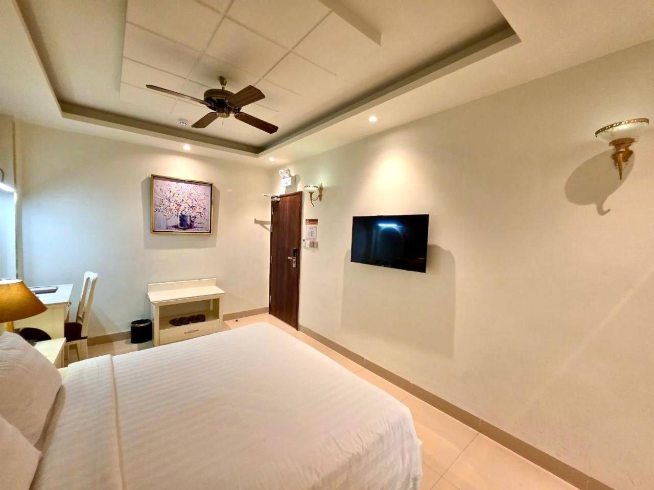 Tulip Hotel 3 Dalat Eksteriør bilde