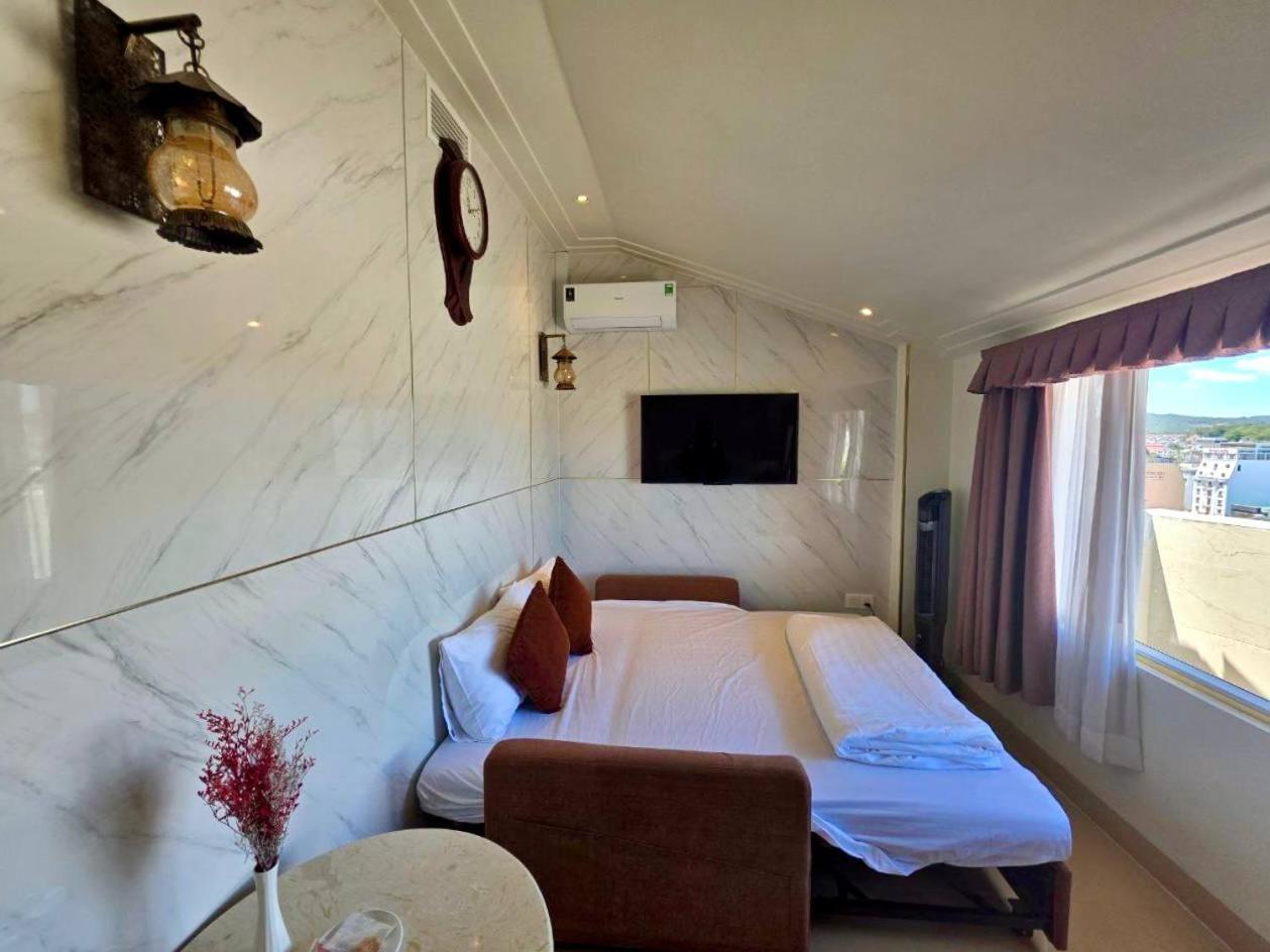Tulip Hotel 3 Dalat Eksteriør bilde