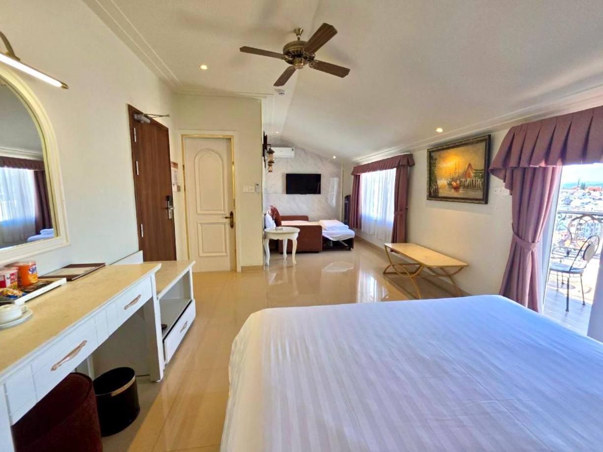 Tulip Hotel 3 Dalat Eksteriør bilde
